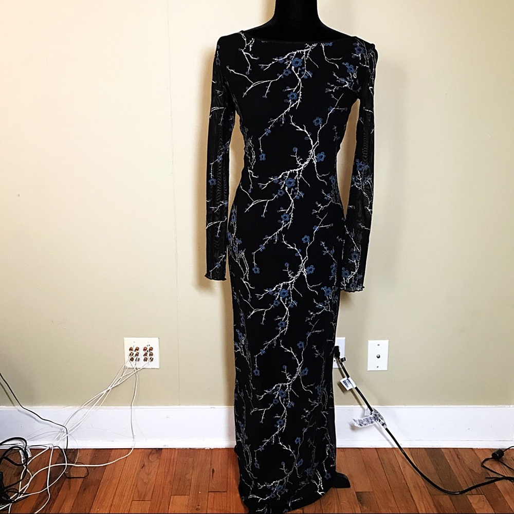 Gorgeous abstract long sleeve full length dress